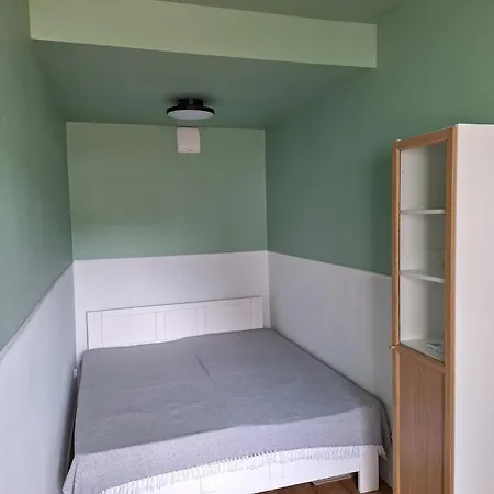 Mieszkanie Dwupokojowe Z Ogrodem